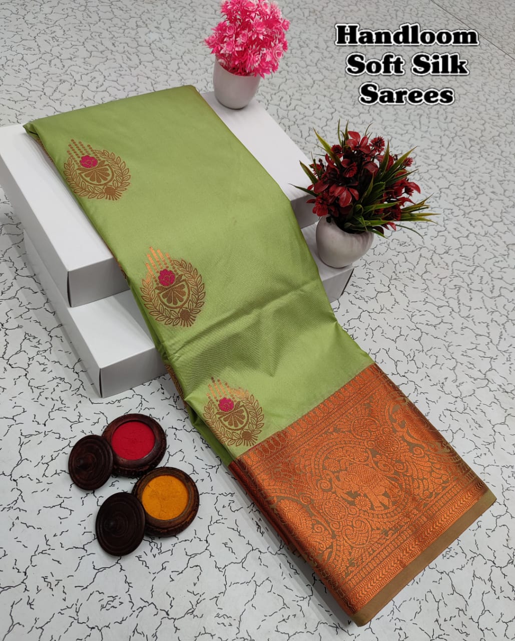 Shop premium Kanchipuram Handloom Soft Silk Saree with copper zari border, rich meena pallu & contrast blouse. Elegant saree for weddings & festivals.